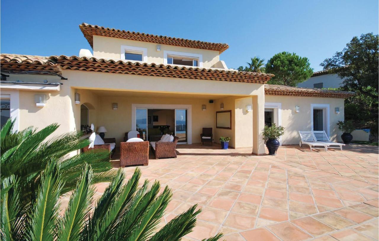 Lovely Home In Sainte-Maxime With Wifi Extérieur photo